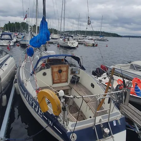 Szálloda Sailboat By Sandvika Sandvika